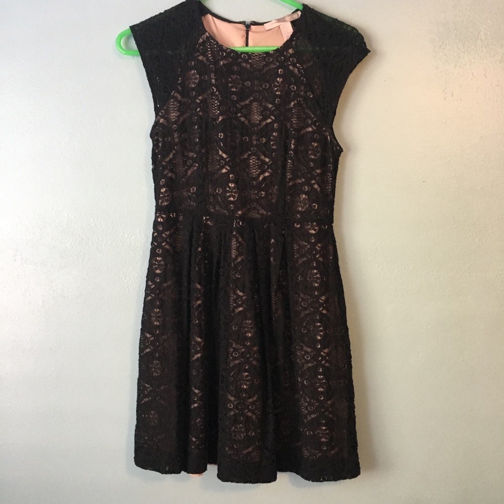 Black lace dress (S)